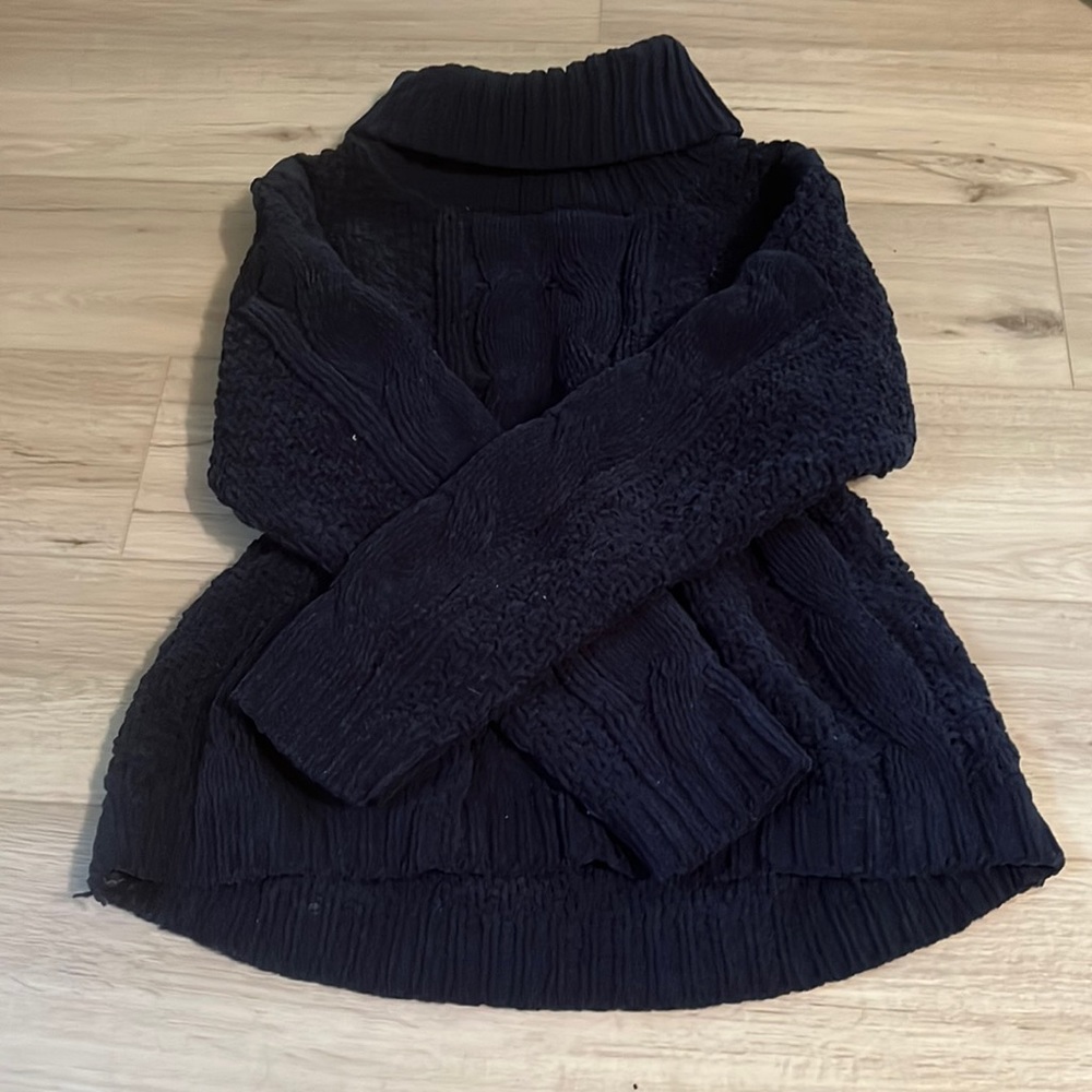 Just madison navy blue turtle neck sweater